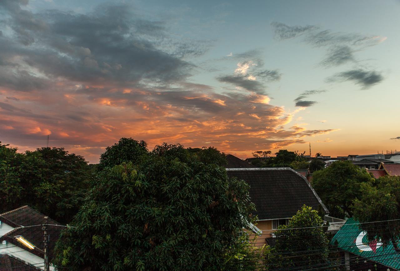 Meesuk Boutique House Hotel Chiang Mai Buitenkant foto